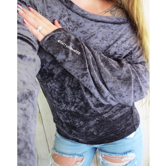 NWT Cozy crushed velvet pullover ☕️ - Picture 6 of 7